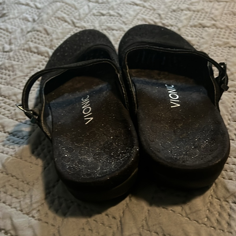 Vionic : Black Velvet Clogs - 7 - Picture 4 of 6